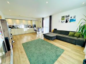 Photo 3- click for photo gallery